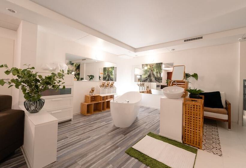 The Business Sleeping Place