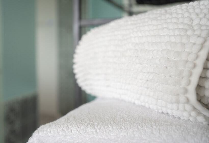 The Business Sleeping Place