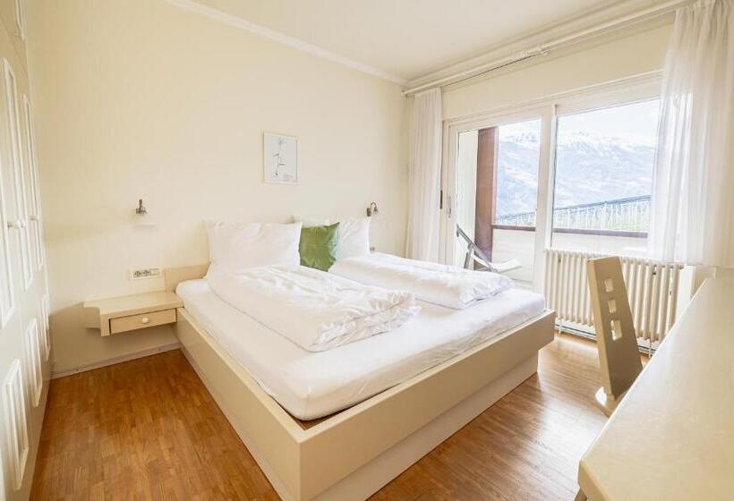 Wanda Apartments