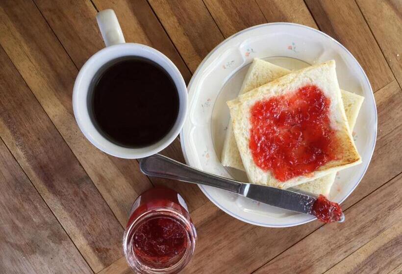 Xoxo Kuta Legian Hostel