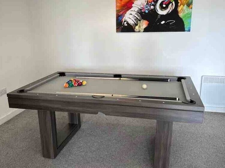 Adelphi Wharf Apartments By Beehosting