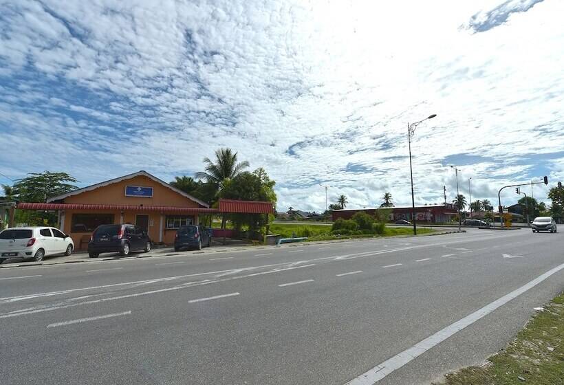 Awan Biru Motel By Oyo