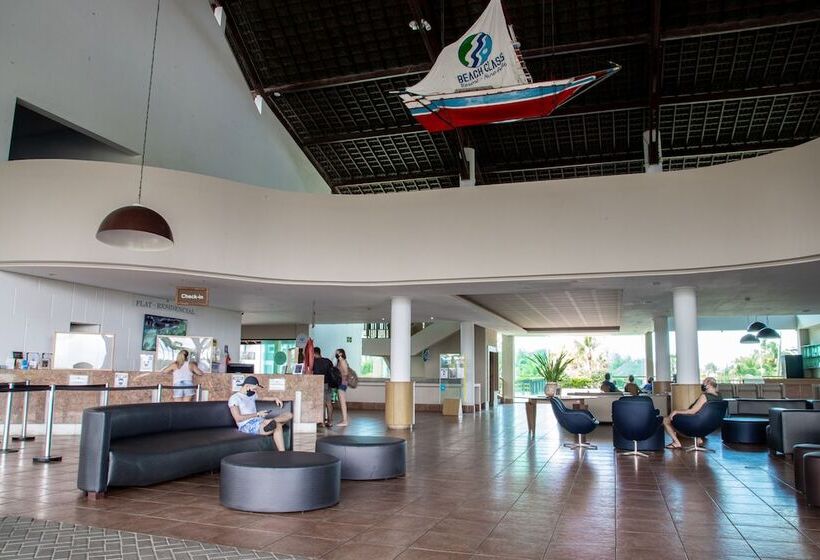 Beach Class Muro Alto Resort New Time