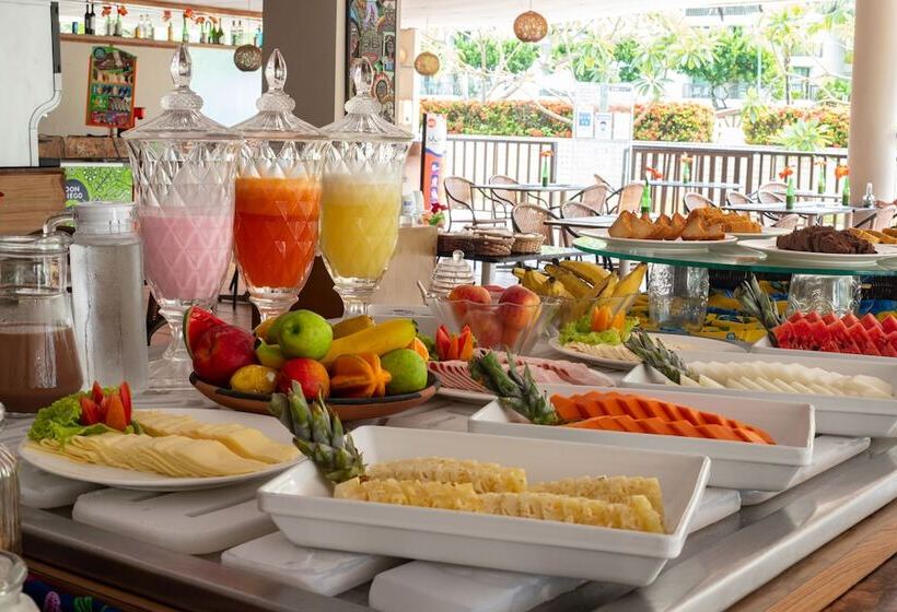 Beach Class Muro Alto Resort New Time