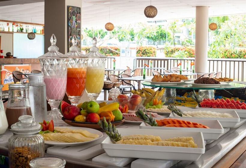 Beach Class Muro Alto Resort New Time