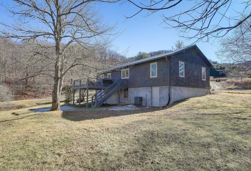 Beautiful Blowing Rock Home W/ Private Deck!