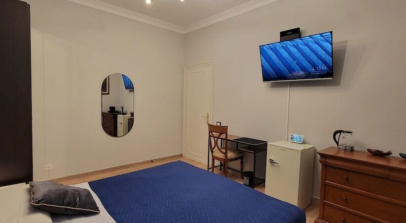 ベッドアンドブレックファースト Bnb Rooms And Comfort