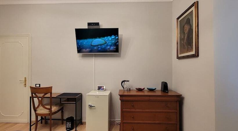 ベッドアンドブレックファースト Bnb Rooms And Comfort