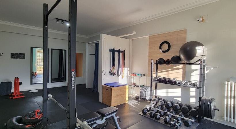 ベッドアンドブレックファースト Bnb Rooms And Comfort