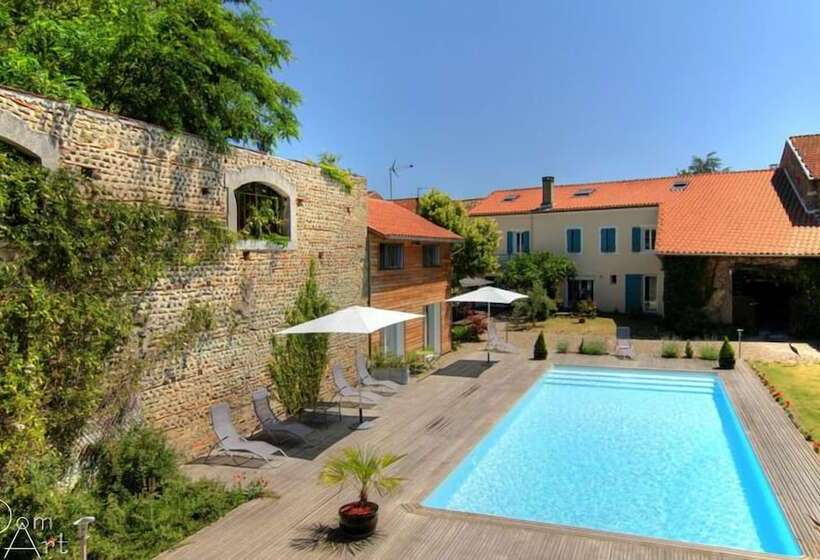 ベッドアンドブレックファースト La Cour Des Saligues