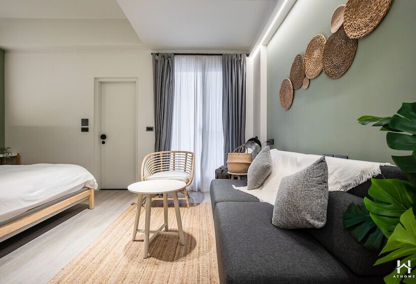 تختخواب و صبحانه Coming Home Apartment