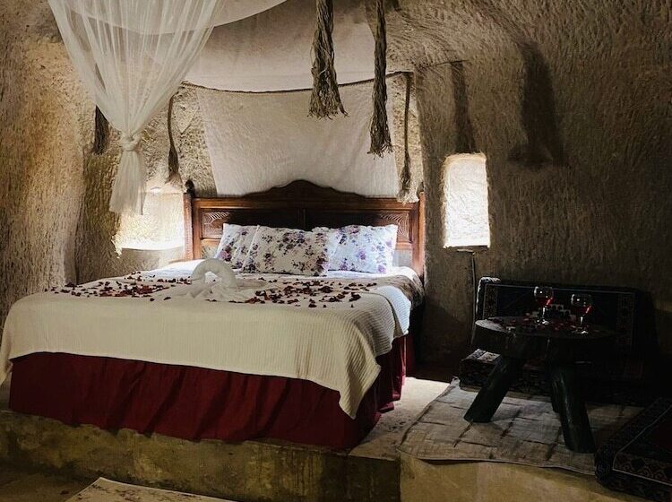 مبيت وإفطار Ela Cave House