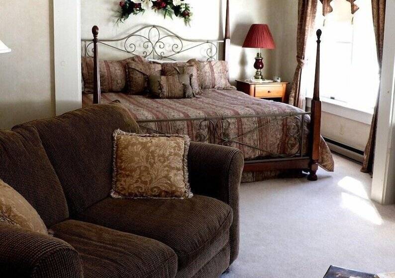 مبيت وإفطار Greenwood Manor Inn