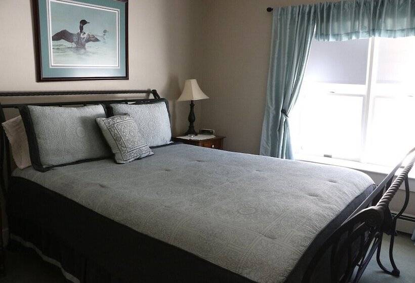 צימר Greenwood Manor Inn