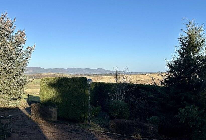 مبيت وإفطار Lurg Lodge