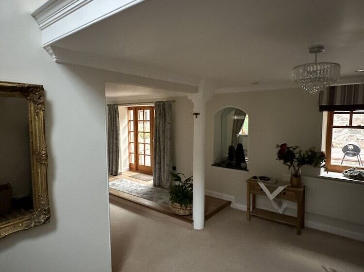 مبيت وإفطار Lurg Lodge