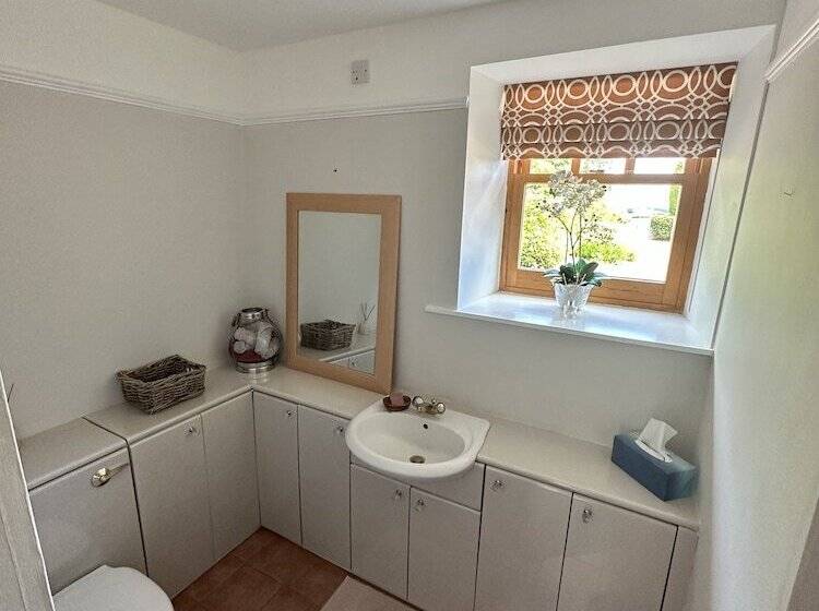 مبيت وإفطار Lurg Lodge