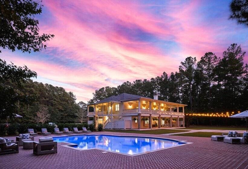 مبيت وإفطار May River Manor