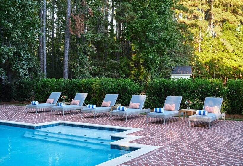 مبيت وإفطار May River Manor