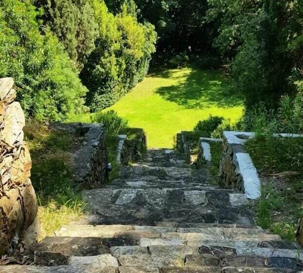 تختخواب و صبحانه Villa Domus 1938