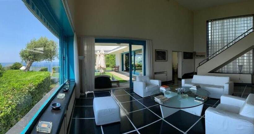 تختخواب و صبحانه Villa Domus 1938