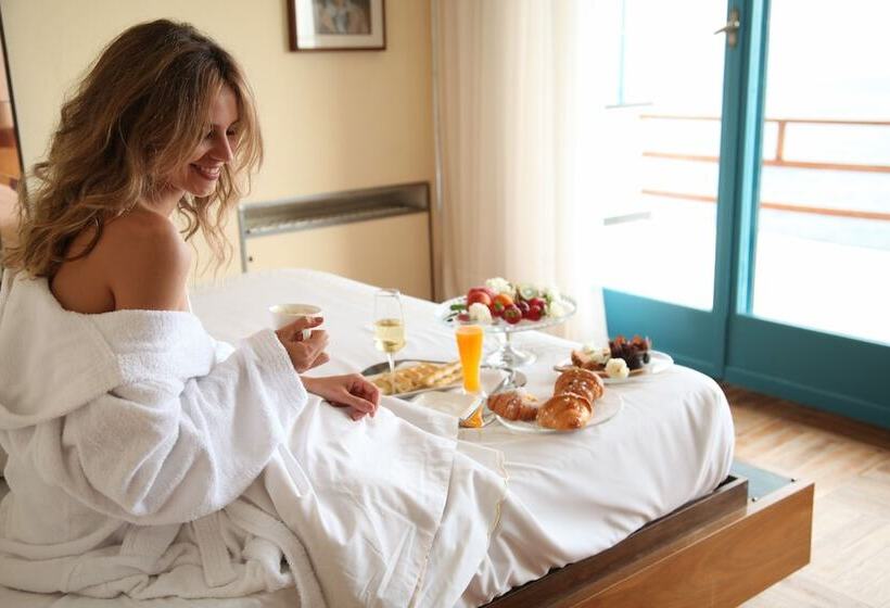 تختخواب و صبحانه Villa Domus 1938