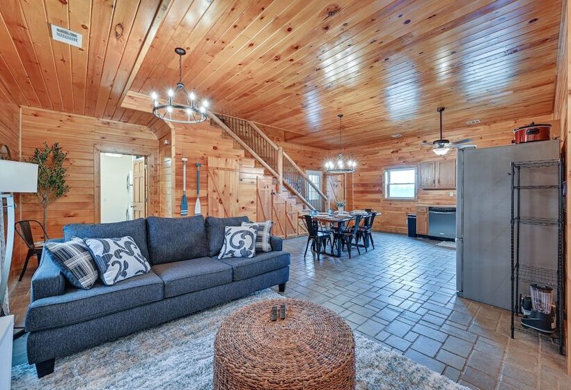 Bee Spring Cabin W/ Arcade Game: Steps To Lake!