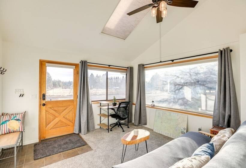 Bend Home W/ Fire Pit, 4 Mi To High Desert Museum!