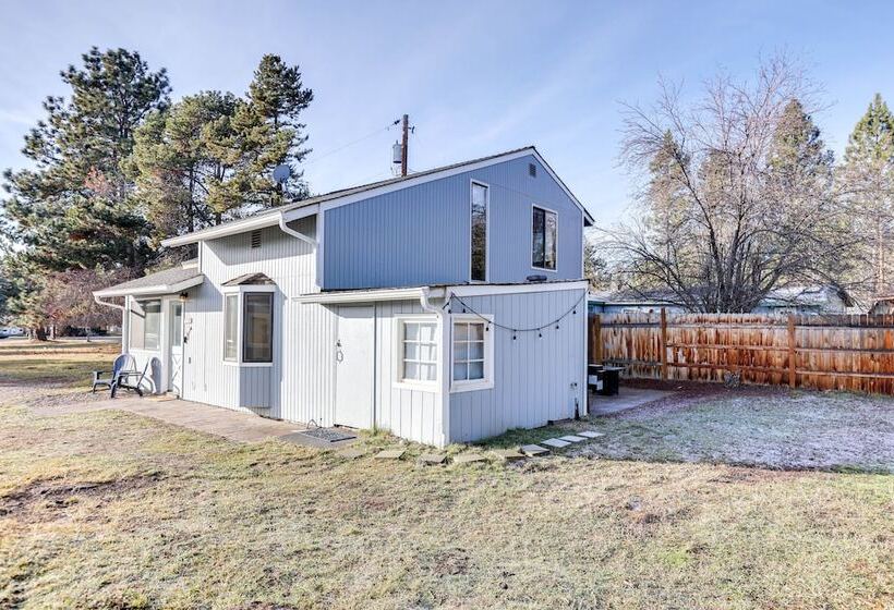 Bend Home W/ Fire Pit, 4 Mi To High Desert Museum!