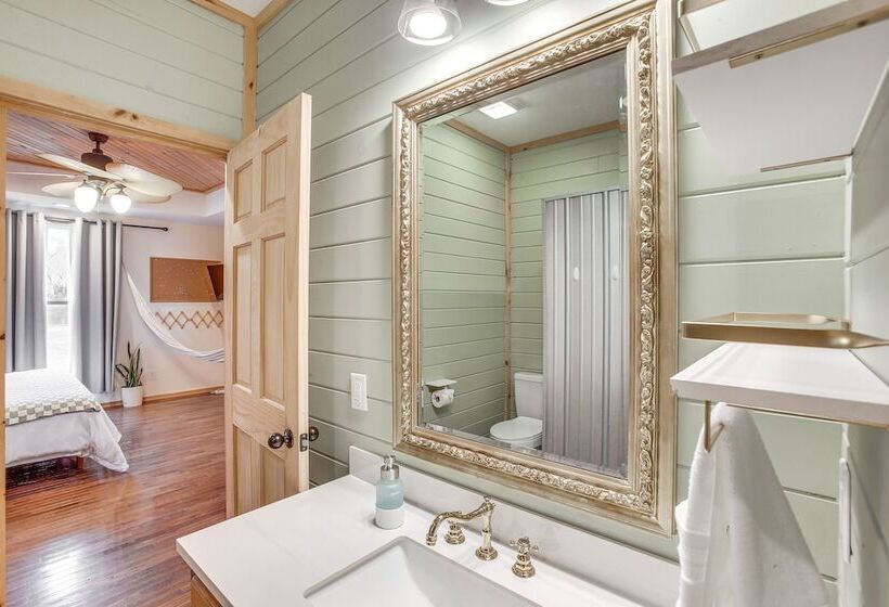 Bethpage Home W/ Private Hot Tub & Game Room!