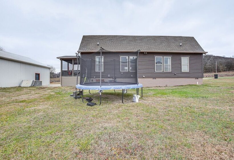 Bethpage Home W/ Private Hot Tub & Game Room!