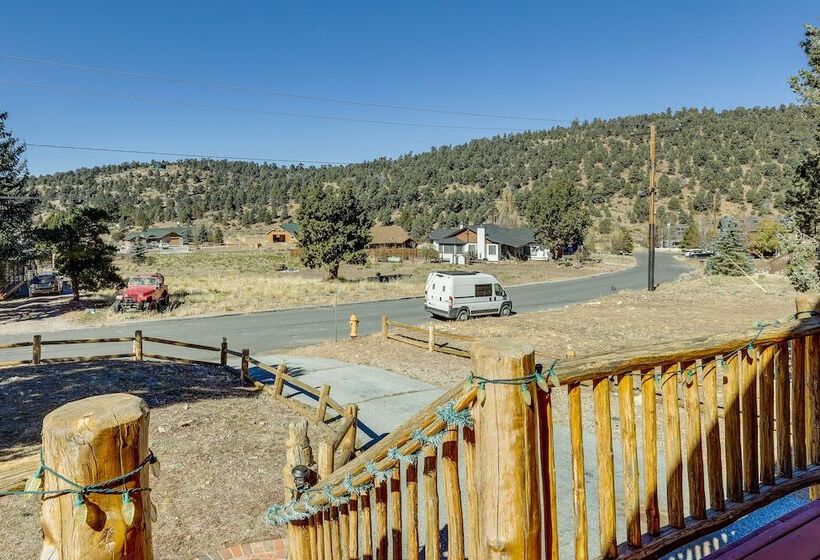 Big Bear Cabin Rental W/ Bbq: 11 Mi To Village!