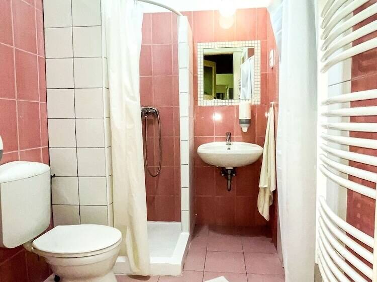 Общежитие Blacksheep Budapest Smart Rooms