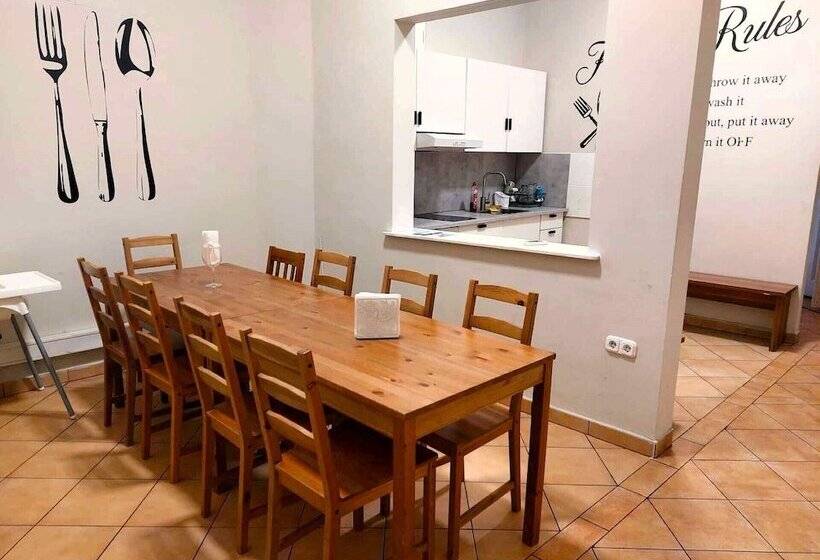 Общежитие Blacksheep Budapest Smart Rooms