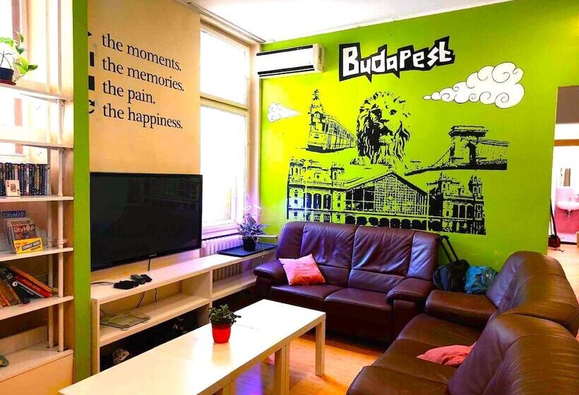Общежитие Blacksheep Budapest Smart Rooms