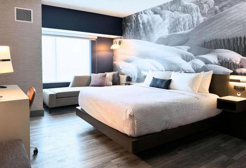 Cambria Hotel Niagara Falls