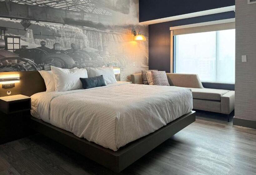 Cambria Hotel Niagara Falls