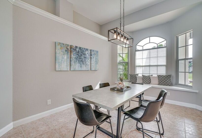 Canal Front Home In Sw Cape Coral W/ Private Pool