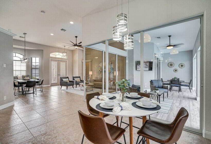 Canal Front Home In Sw Cape Coral W/ Private Pool