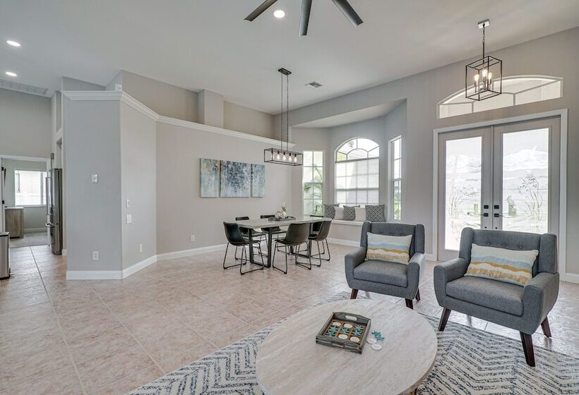 Canal Front Home In Sw Cape Coral W/ Private Pool