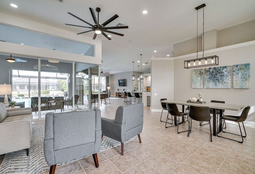 Canal Front Home In Sw Cape Coral W/ Private Pool