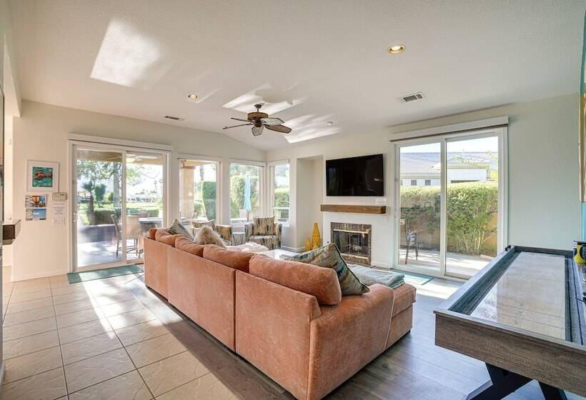 Cathedral City Home W/ Private Pool   Near Golf