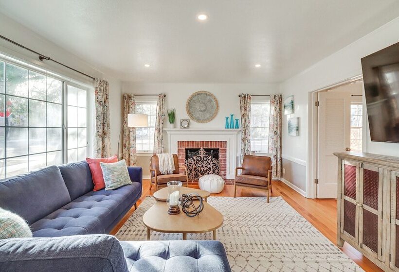 Centrally Located Reno House < 1 Mi To Midtown