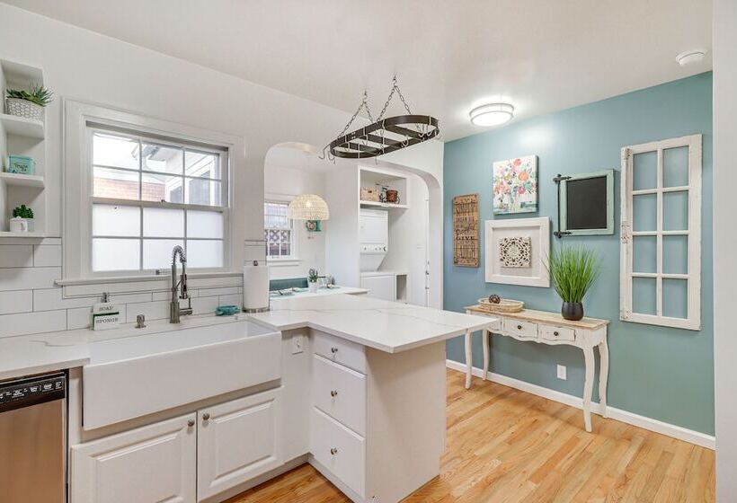 Centrally Located Reno House < 1 Mi To Midtown