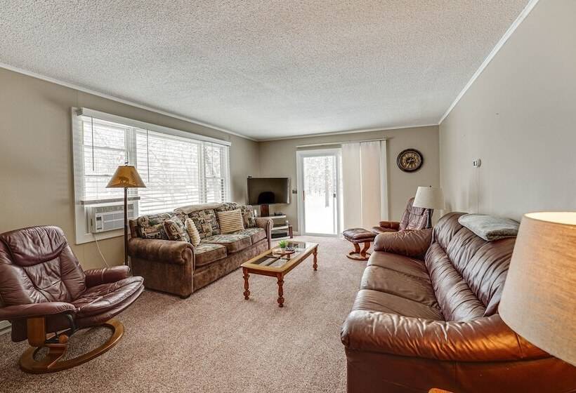 Baldwin Cabin W/ Fire Pit ~ 4 Mi To Big Star Lake!