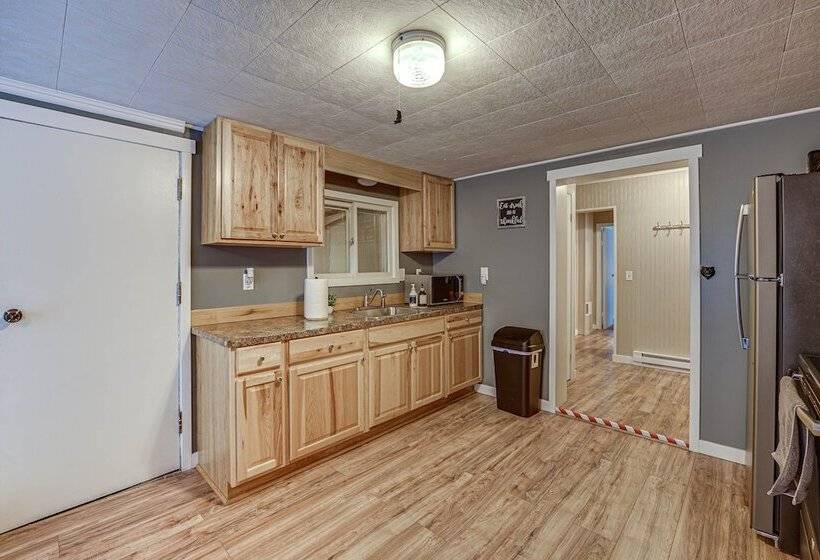 Baldwin Cabin W/ Fire Pit ~ 4 Mi To Big Star Lake!