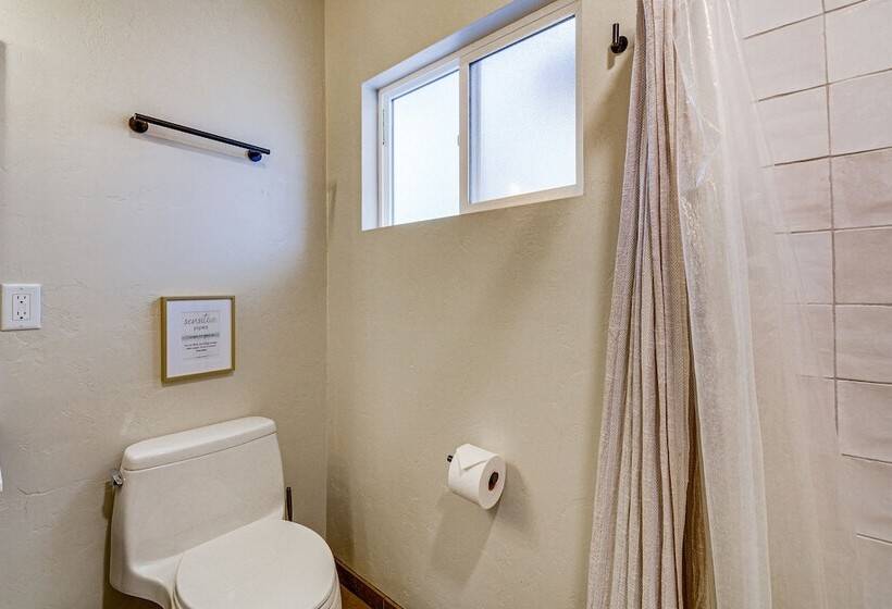 Charming Prescott Cabin: 6 Mi To Downtown!