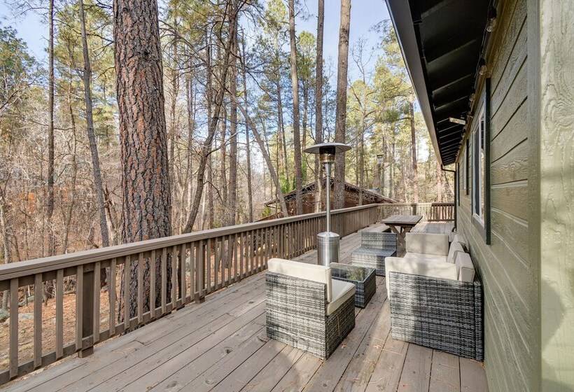 Charming Prescott Cabin: 6 Mi To Downtown!