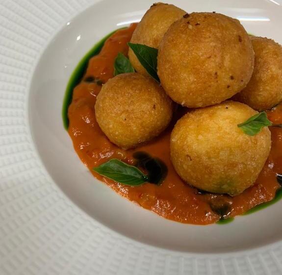 Chateau Rond Boutique Hotel & Spa