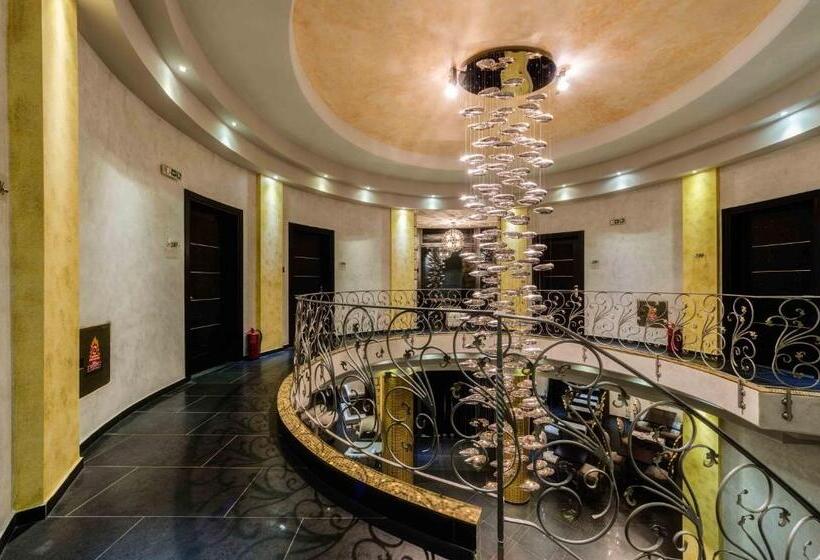 Chateau Rond Boutique Hotel & Spa